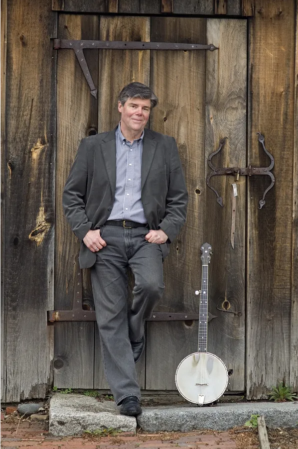 Jeff Warner at Garrison School performing folk songs for 4th grade students